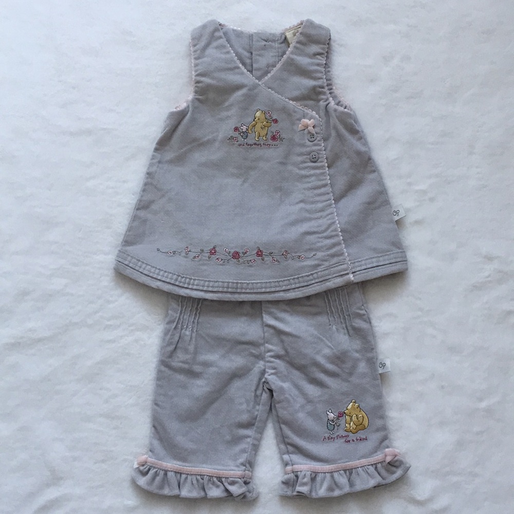 Winnie the Poo outfit, size Newborn
